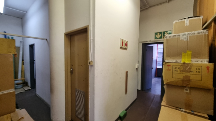 To Let Commercial Property for Rent in Woodstock Western Cape
